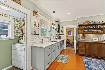 4249 SE Stark St, Portland, OR 97215 - Photo 15