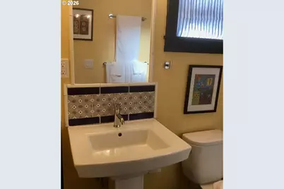 4249 SE Stark St, Portland, OR 97215 - Photo 41
