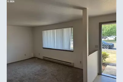 510 NE Osborne Ct, McMinnville, OR 97128 - Photo 3