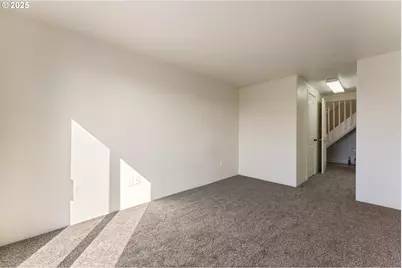 274 N Cammann St, Coos Bay, OR 97420 - Photo 13