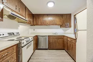 2671 Woodstone Pl, Eugene, OR 97405 - Photo 13