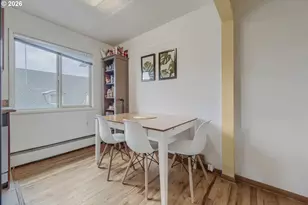 908 SW Gaines St, Portland, OR 97239 - Photo 9