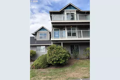 2772 E McLoughlin Blvd, Vancouver, WA 98661 - Photo 1