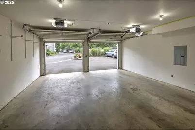 2772 E McLoughlin Blvd, Vancouver, WA 98661 - Photo 43