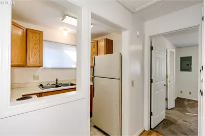 1566 Laura St, Springfield, OR 97477 - Photo 35