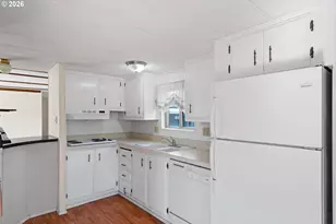 1566 Laura St, Springfield, OR 97477 - Photo 13