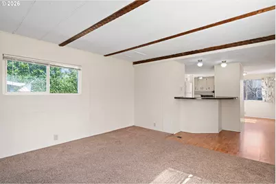 1566 Laura St, Springfield, OR 97477 - Photo 3