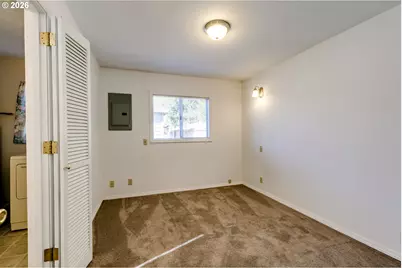 1566 Laura St, Springfield, OR 97477 - Photo 31