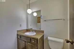 21830 SW Blaine St, Beaverton, OR 97003 - Photo 19