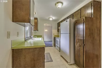 21830 SW Blaine St, Beaverton, OR 97003 - Photo 11