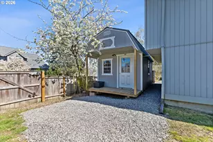 2951 NW Kent St, Camas, WA 98607 - Photo 25