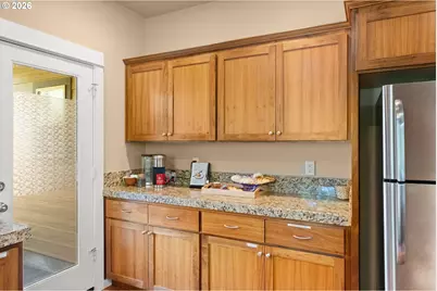 1603 Chasa St, Eugene, OR 97401 - Photo 9
