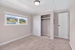 205 S 54th St, Springfield, OR 97478 - Photo 19