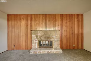 1798 Gilham Rd, Eugene, OR 97401 - Photo 5
