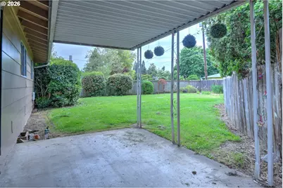 1798 Gilham Rd, Eugene, OR 97401 - Photo 23