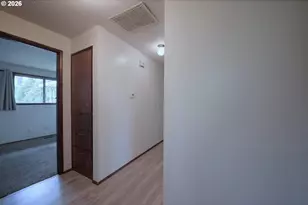 1798 Gilham Rd, Eugene, OR 97401 - Photo 13