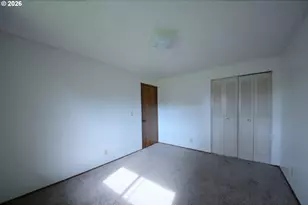 1798 Gilham Rd, Eugene, OR 97401 - Photo 17