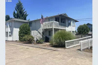 1217 R St, Springfield, OR 97477 - Photo 5