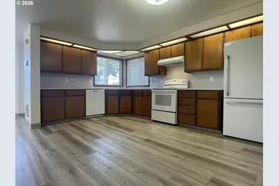 1217 R St, Springfield, OR 97477 - Photo 13