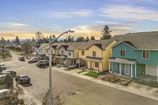 17151 SE Alder St, Portland, OR 97233 - Photo 27