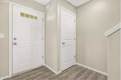 17151 SE Alder St, Portland, OR 97233 - Photo 3