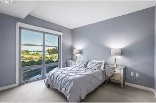 1310 NW Naito Pkwy, Portland, OR 97209 - Photo 11