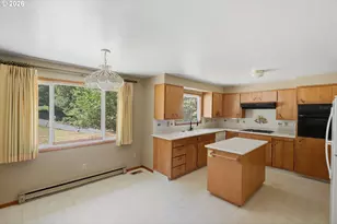 94416 Shelley Ln, Coquille, OR 97423 - Photo 11