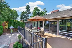 13240 Knaus Rd, Lake Oswego, OR 97034 - Photo 27