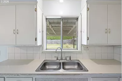 3375 Elmira Rd, Eugene, OR 97402 - Photo 17