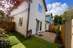 109 NW 8th St, Gresham, OR 97030 - Photo 27