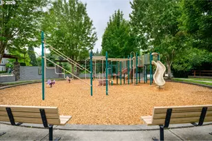 10651 NE Red Wing Way, Hillsboro, OR 97006 - Photo 19