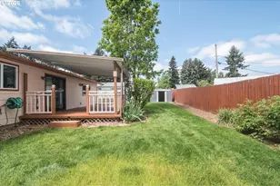 18411 NE Davis St, Portland, OR 97230 - Photo 27