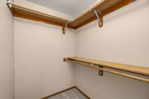 5621 NW 179th Ave, Portland, OR 97229 - Photo 23