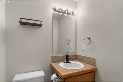 5621 NW 179th Ave, Portland, OR 97229 - Photo 29