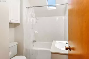 5010 SW Miles St, Portland, OR 97219 - Photo 21