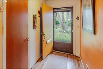 533 E 40th Ave, Eugene, OR 97405 - Photo 3