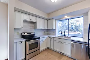 707 NW 104th St, Vancouver, WA 98685 - Photo 5