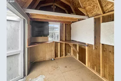 1965 Westside Hwy #97, Kelso, WA 98626 - Photo 13