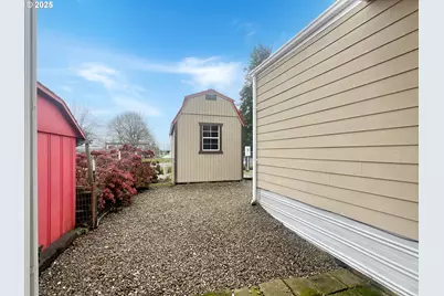 1965 Westside Hwy #97, Kelso, WA 98626 - Photo 11