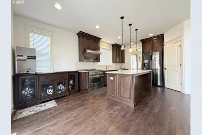 13526 SE Ellen Dr, Clackamas, OR 97015 - Photo 11