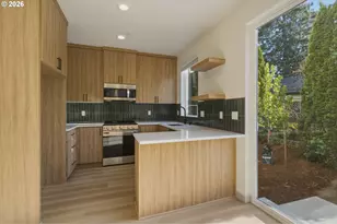 7055 SE 60th Ave, Portland, OR 97206 - Photo 7