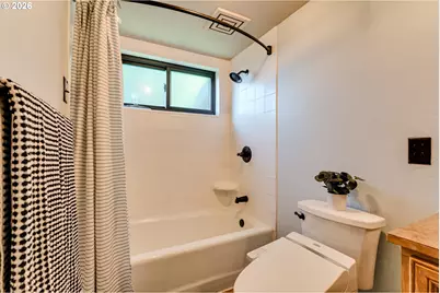 87933 10th St, Veneta, OR 97487 - Photo 19
