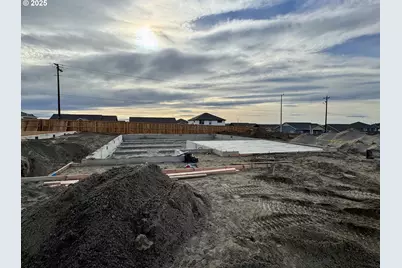 514 Taft St, Umatilla, OR 97882 - Photo 1