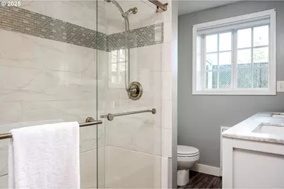 13137 SE Mill St, Portland, OR 97233 - Photo 19