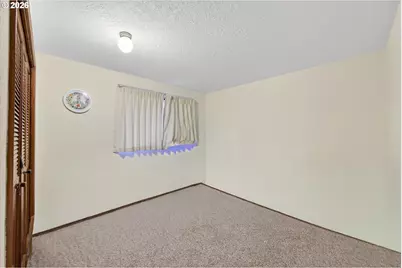 8050 SW 103rd Ave, Beaverton, OR 97008 - Photo 35