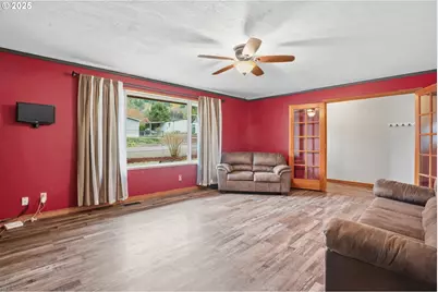 5351 Meeker Dr, Kalama, WA 98625 - Photo 11