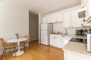 2008-2010 SE 11th Ave, Portland, OR 97214 - Photo 23