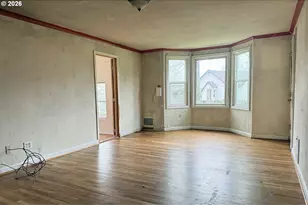 870 Kelly Blvd, Springfield, OR 97477 - Photo 3