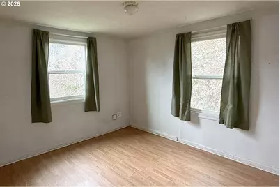 870 Kelly Blvd, Springfield, OR 97477 - Photo 13