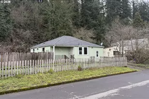 870 Kelly Blvd, Springfield, OR 97477 - Photo 17